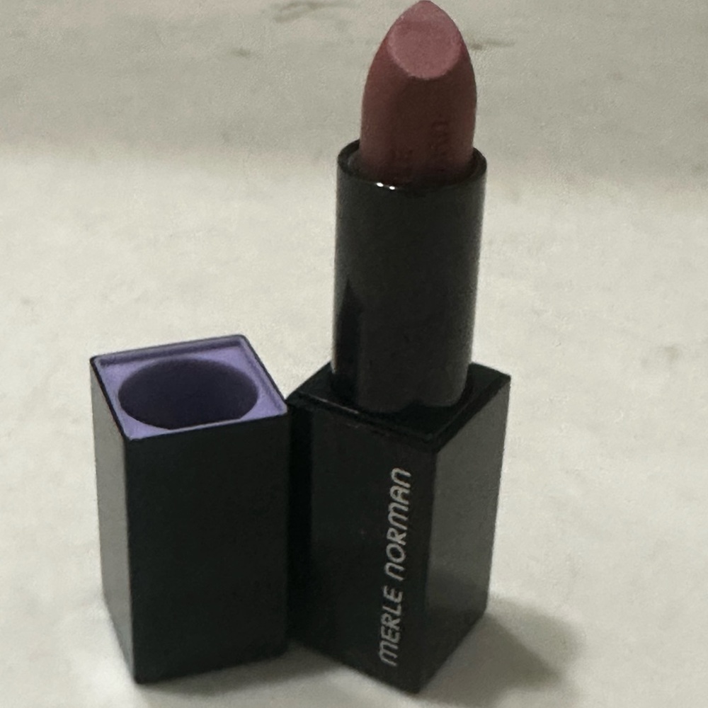 Merle Norman Plush Lipstick City Spark
